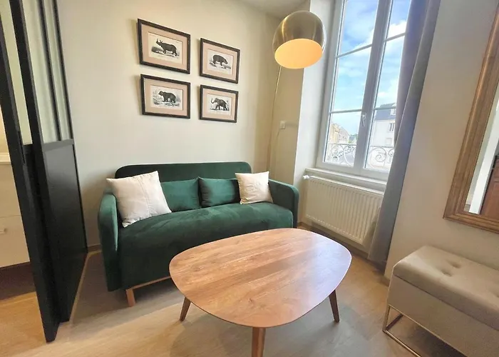 Maison Cornat, Numéro 3, Plein Centre Valognes