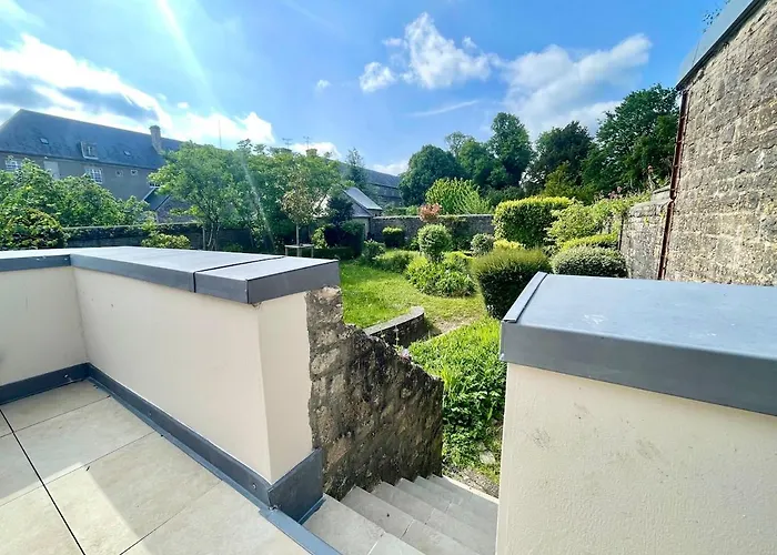 Maison Cornat, Numéro 3, Plein Centre Valognes